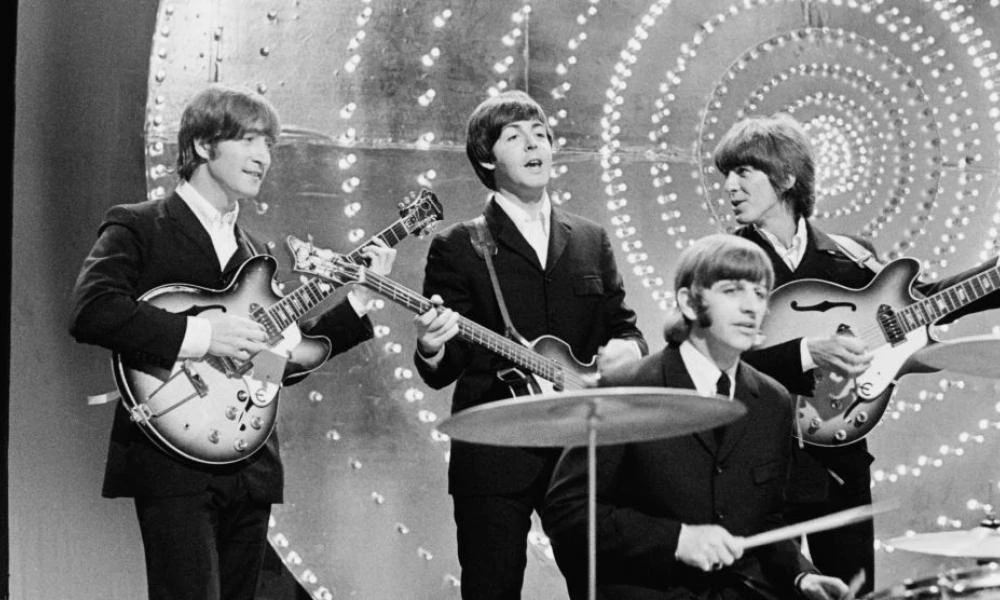 Ακούστε το τελευταίο τραγούδι των Beatles με τον Τζον Λένον - Κυκλοφόρησε σήμερα